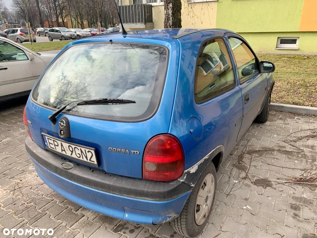 Opel Corsa - 8