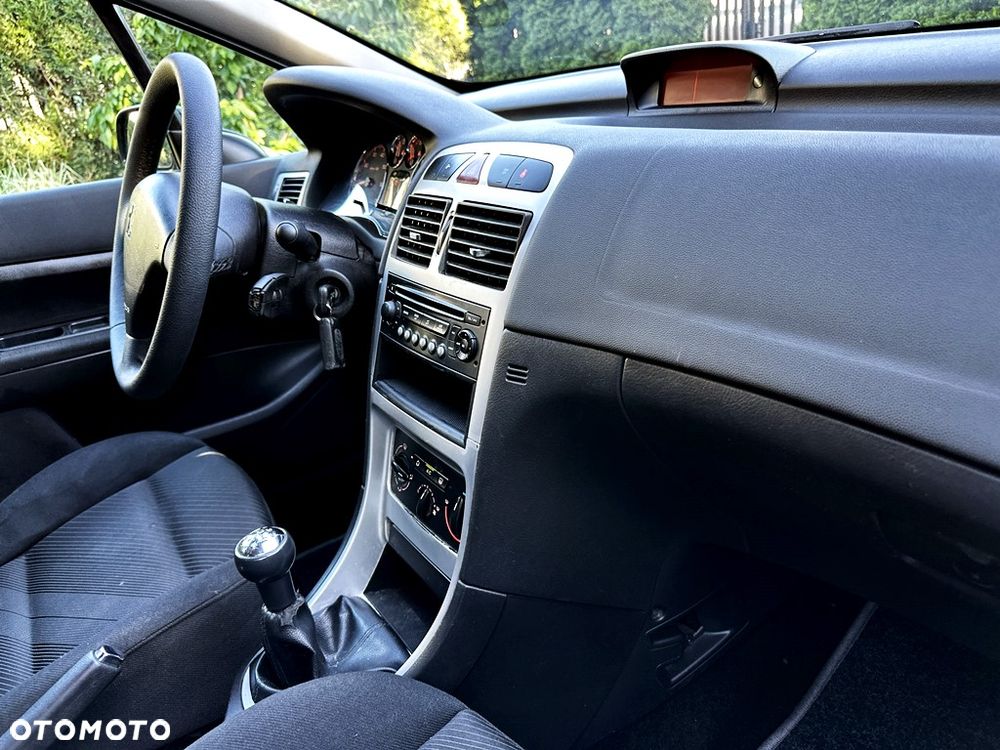 Peugeot 307 110 Premium - 21