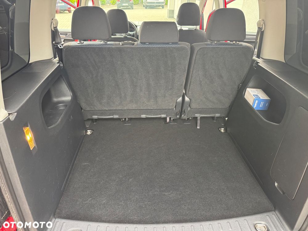 Volkswagen Caddy 2.0 TDI Comfortline - 18