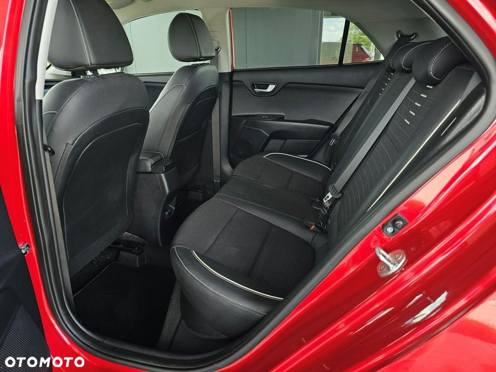 Kia Rio - 29