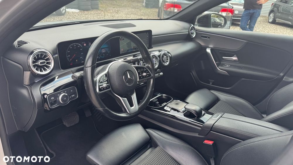 Mercedes-Benz Klasa A 200 7G-DCT Style - 27