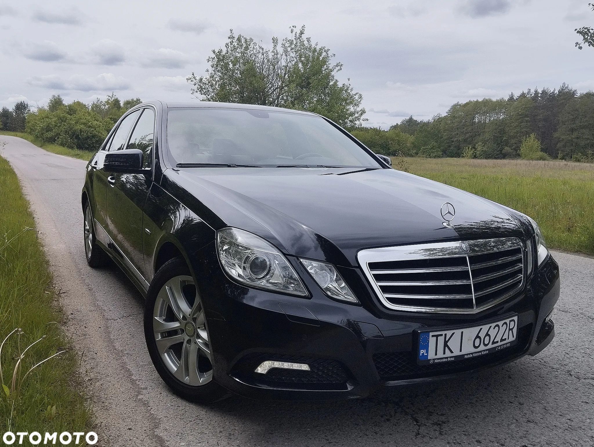 Mercedes-Benz Klasa E 200 BlueEFFICIENCY Avantgarde - 1