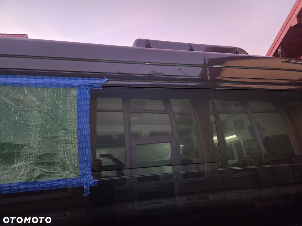 Mercedes-Benz SPRINTER - 4