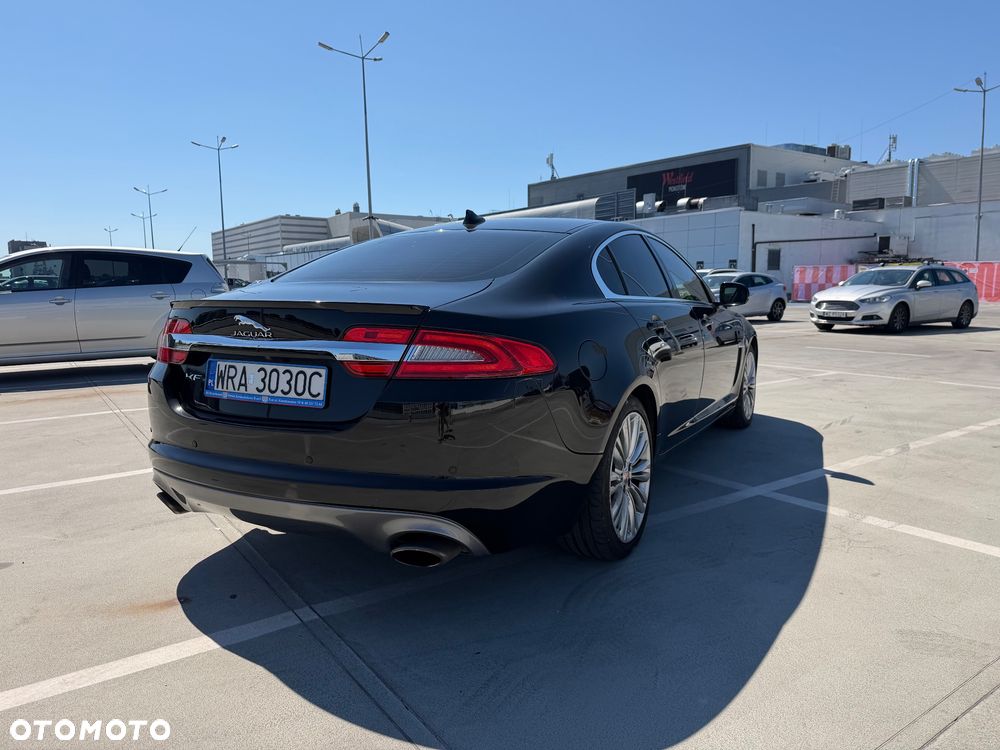 Jaguar XF 3.0 T AWD Premium Luxury - 6