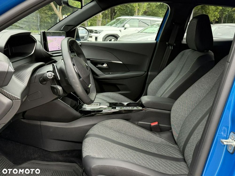Peugeot 2008 1.2 PureTech Allure S&S EAT8 - 11