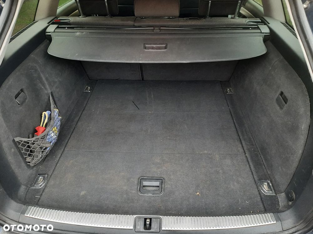 Audi A4 Limousine - 4
