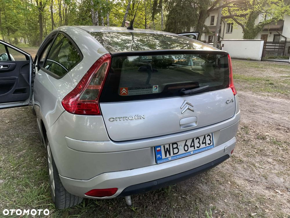 Citroën C4 1.6 16V VTR - 5
