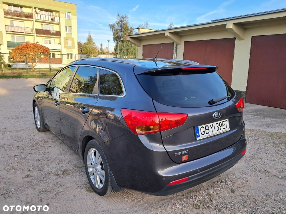 Kia Ceed - 5
