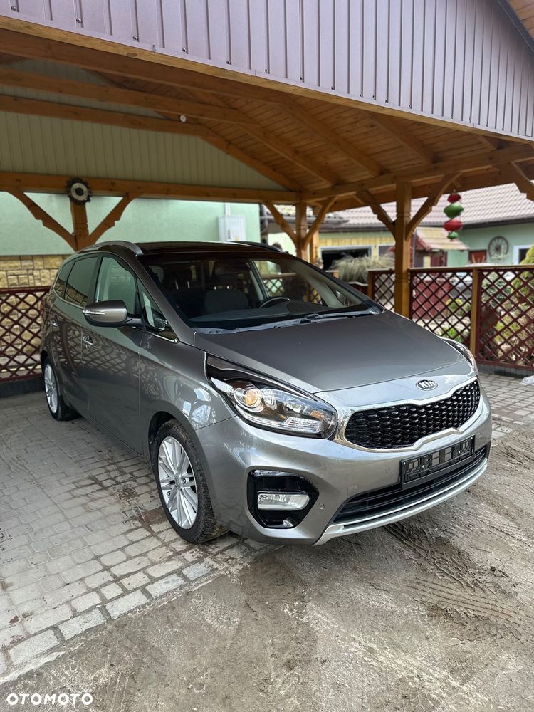 Kia Carens 1.7 CRDi M 7os EU6 - 3
