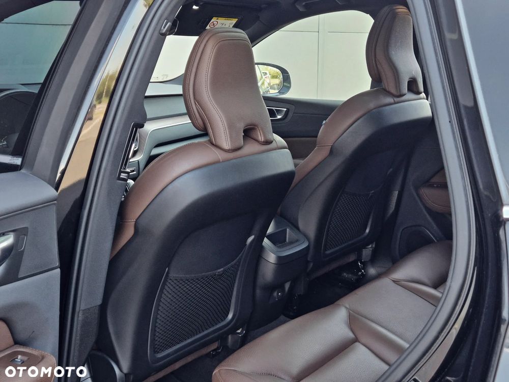 Volvo XC 60 B4 B Geartronic Inscription - 25