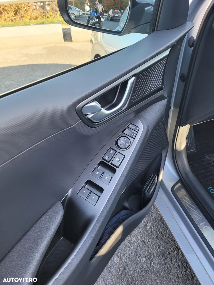 Hyundai IONIQ Hybrid 141CP Exclusive - 13