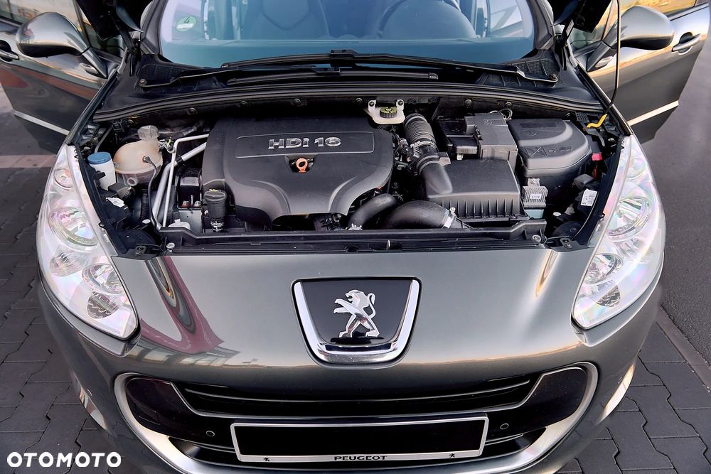 Peugeot 308 HDi FAP 150 Business Line Niveau 2 - 24