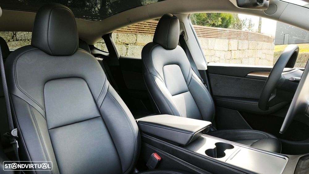 Tesla Model Y Tração Traseira - 12