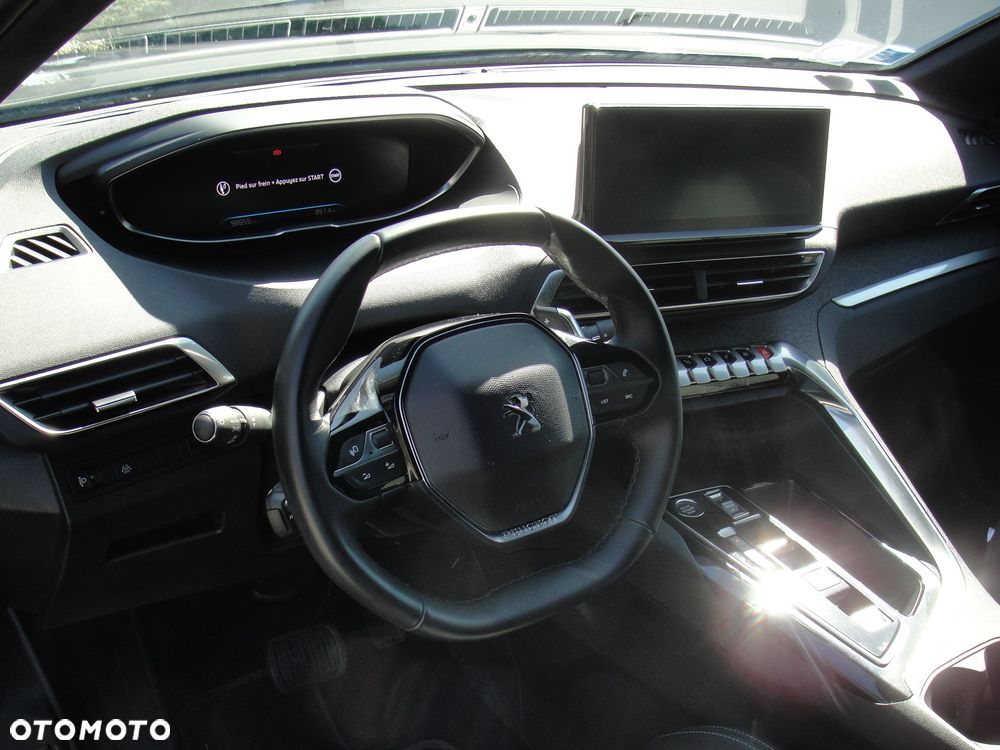 Peugeot 5008 1.2 PureTech Road Trip S&S EAT8 - 11