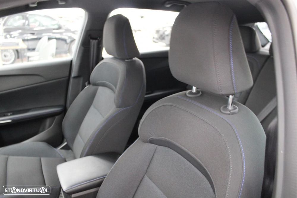 MG MG4 51 kWh Standard - 11