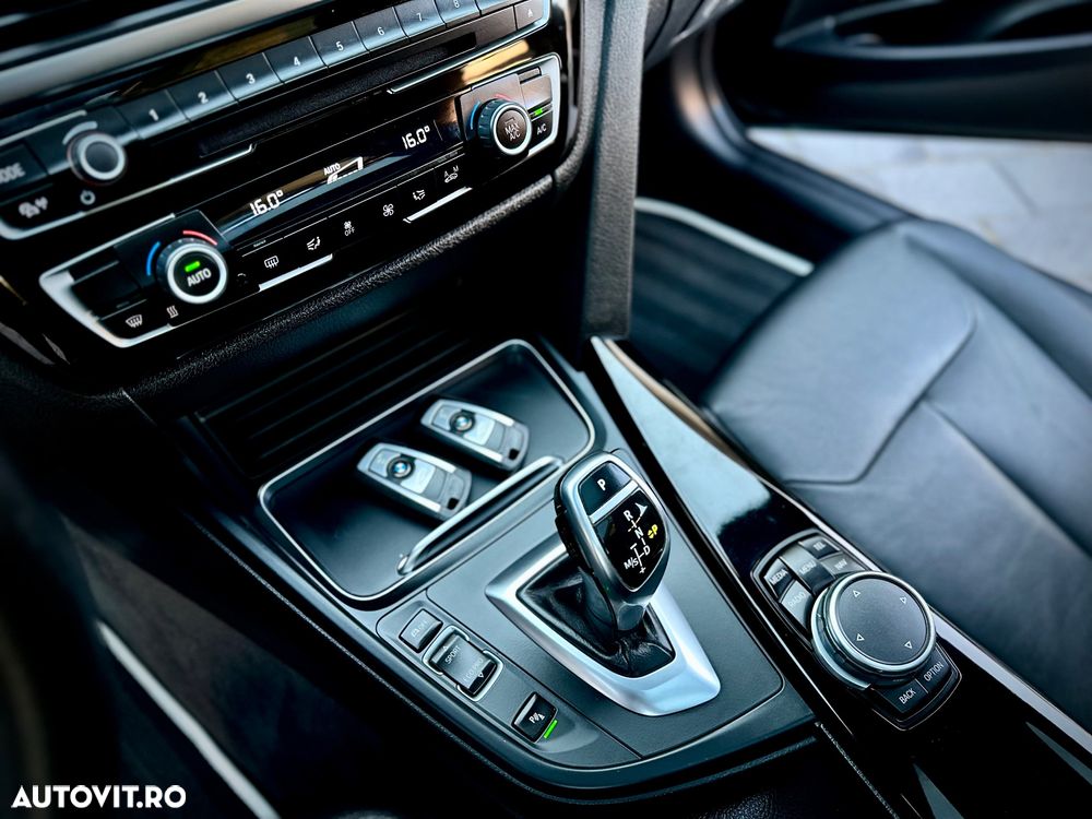 BMW Seria 3 320d Aut. Luxury Line - 13