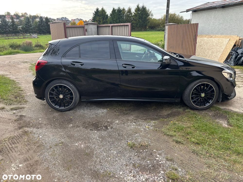 Mercedes-Benz Klasa A 220 d AMG Line - 5