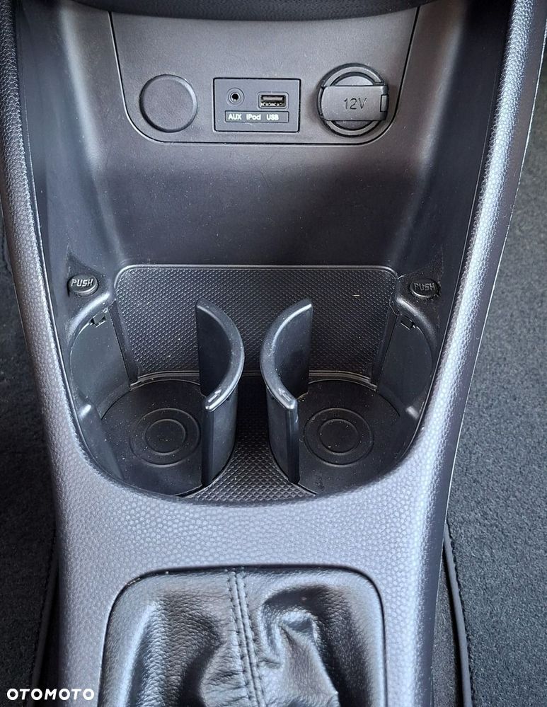 Toyota Yaris - 13