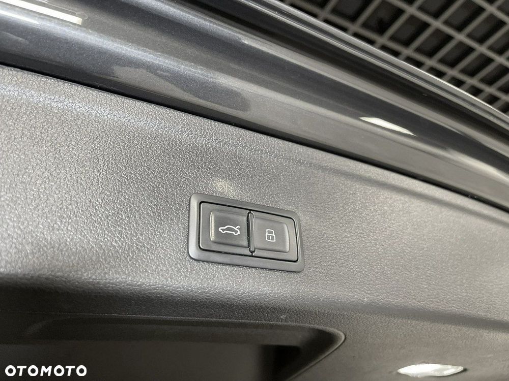 Audi A4 Avant 3.0 TDI quattro S tronic sport - 11