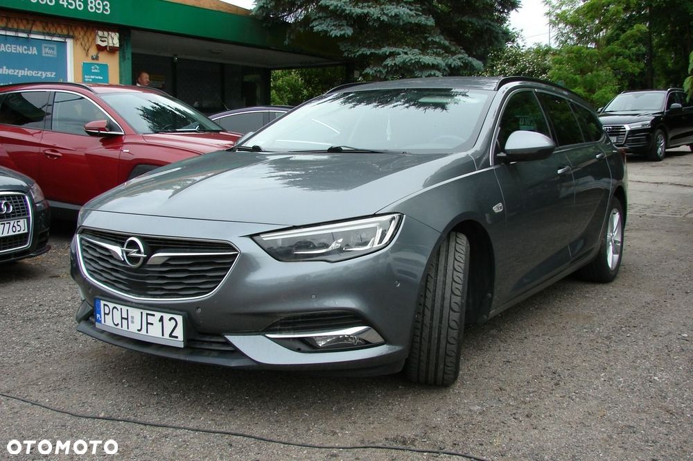 Opel Insignia - 1