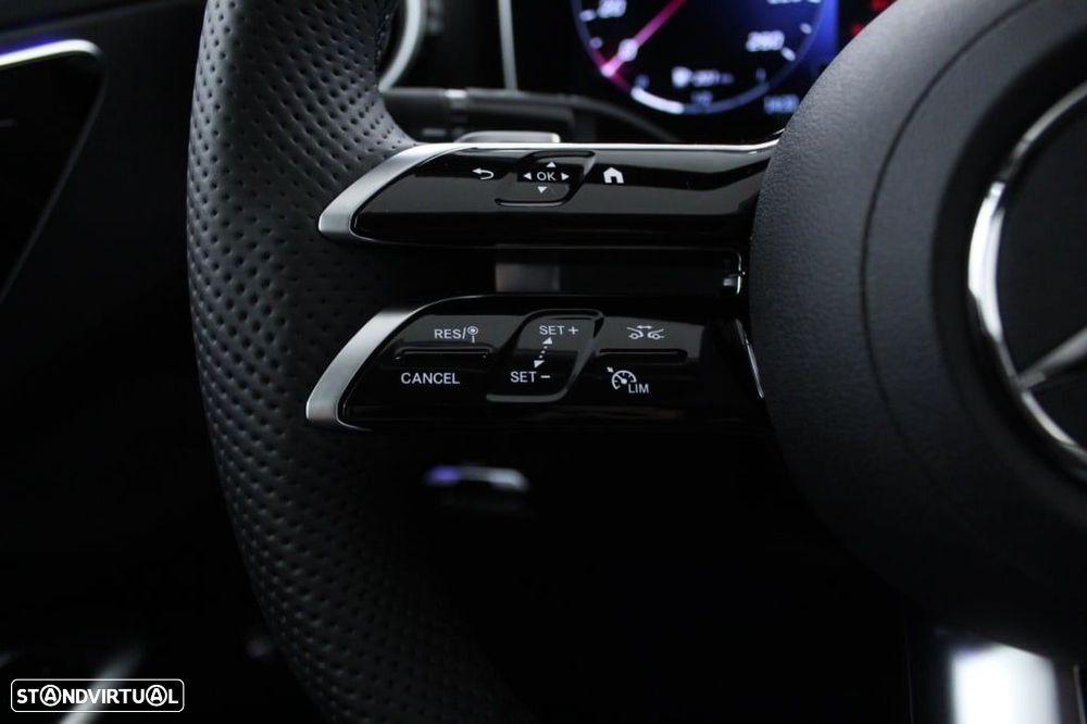 Mercedes-Benz C 300 de AMG Line - 23