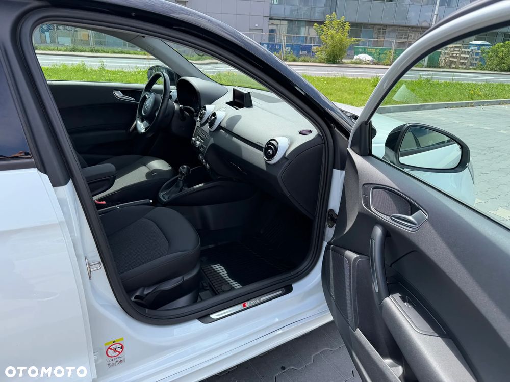 Audi A1 Sportback 1.4 TFSI Attraction S tronic - 18