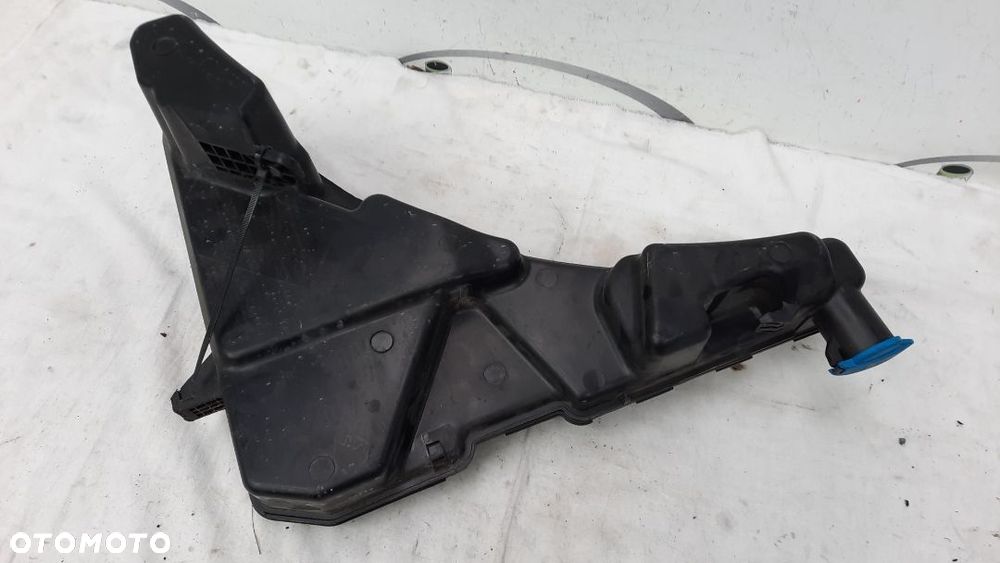 AUDI Q5 80A ZBIORNICZEK SPRYSKIWACZY 80A955451C 80A955451B - 5