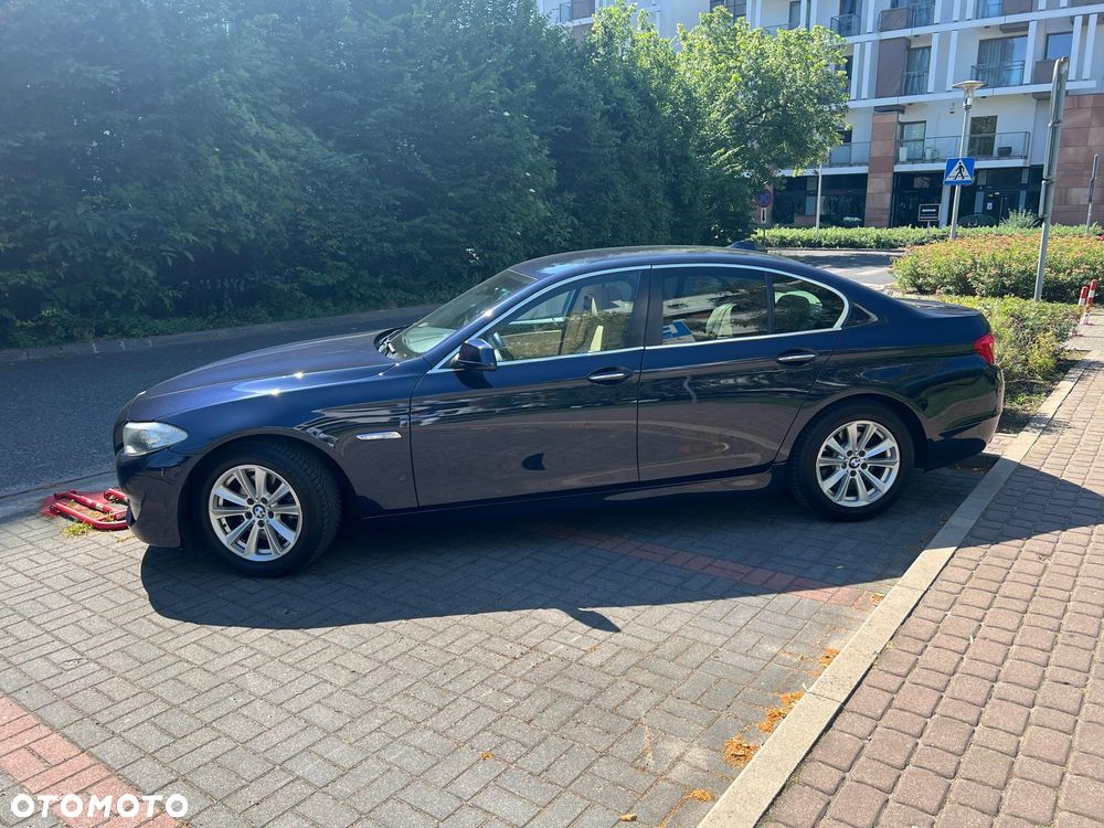 BMW Seria 5 520d - 8