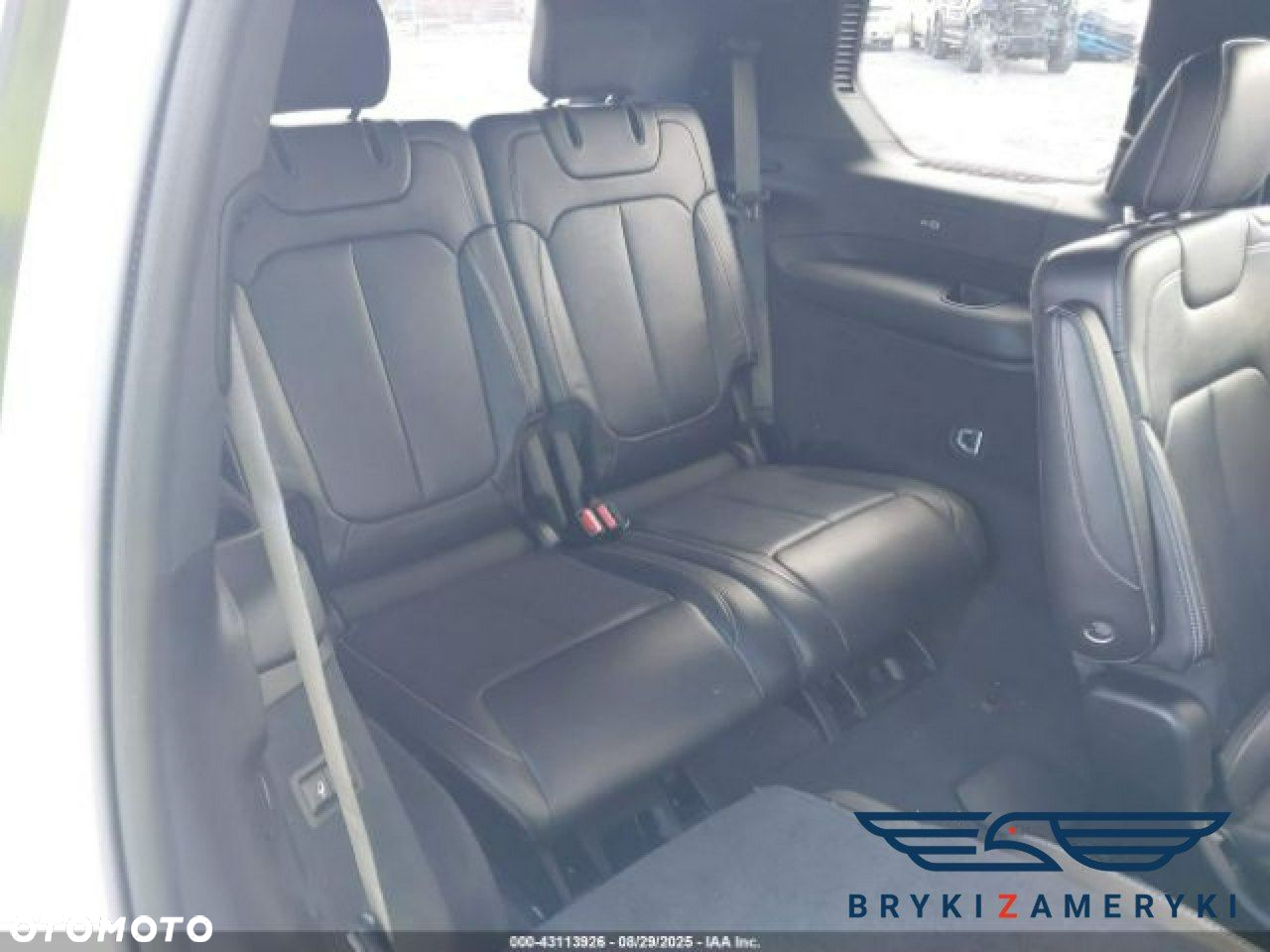 Jeep Grand Cherokee - 12