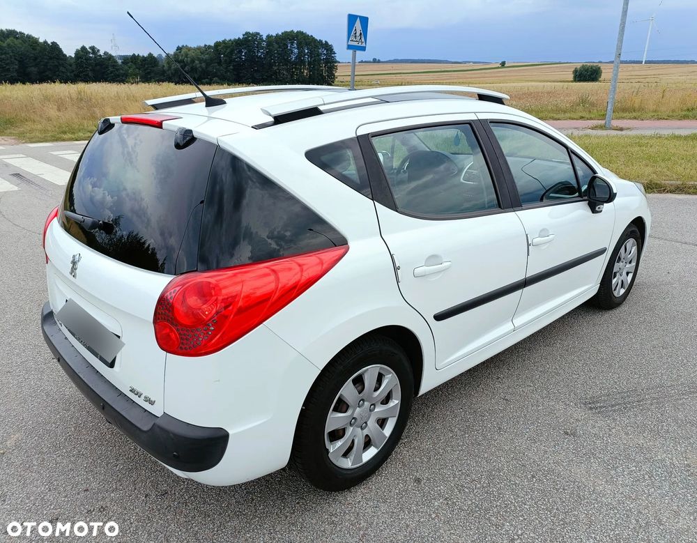 Peugeot 207 1.4 Presence - 6