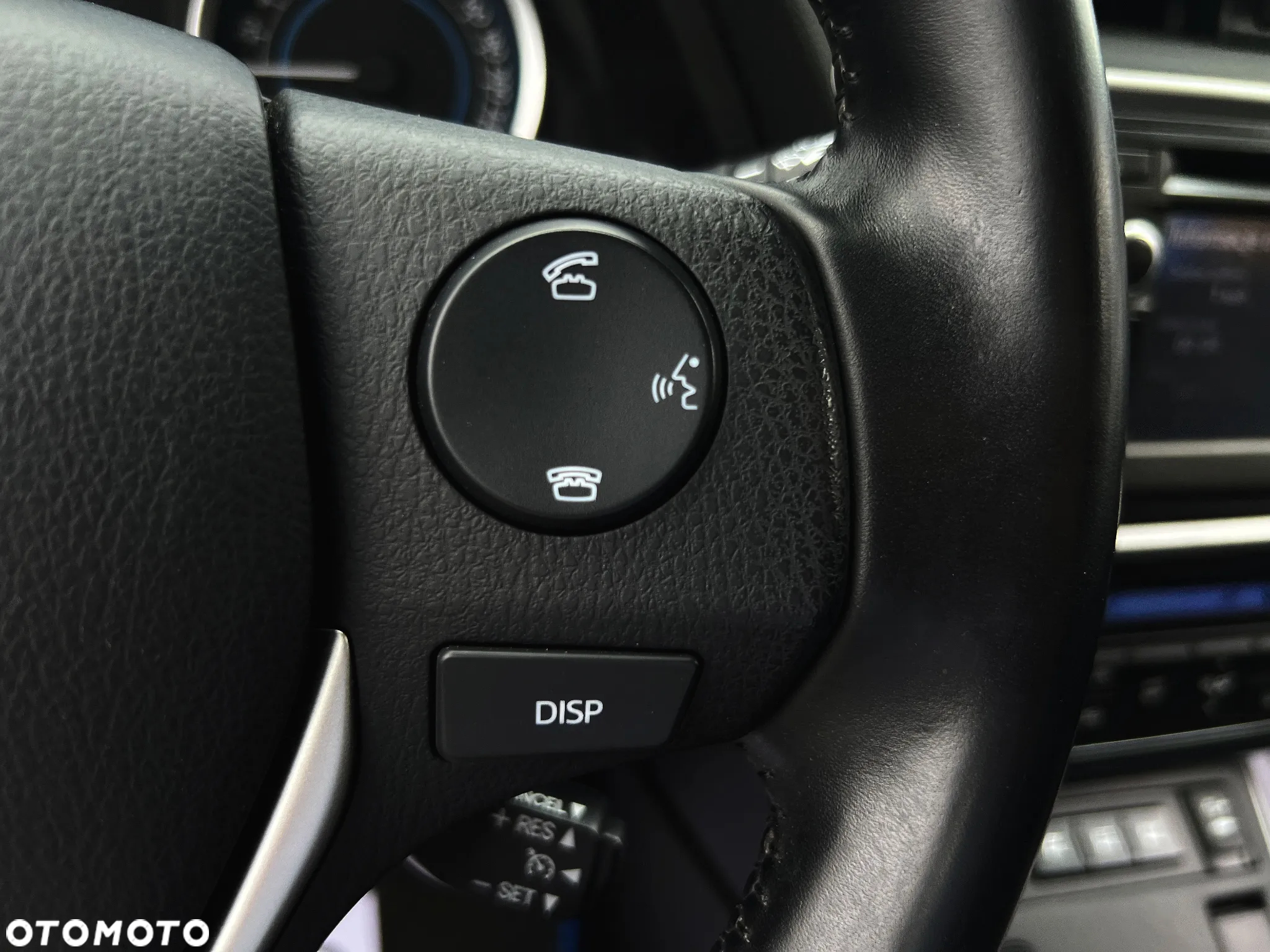 Toyota Auris 1.8 HSD Prestige NAVI - 35