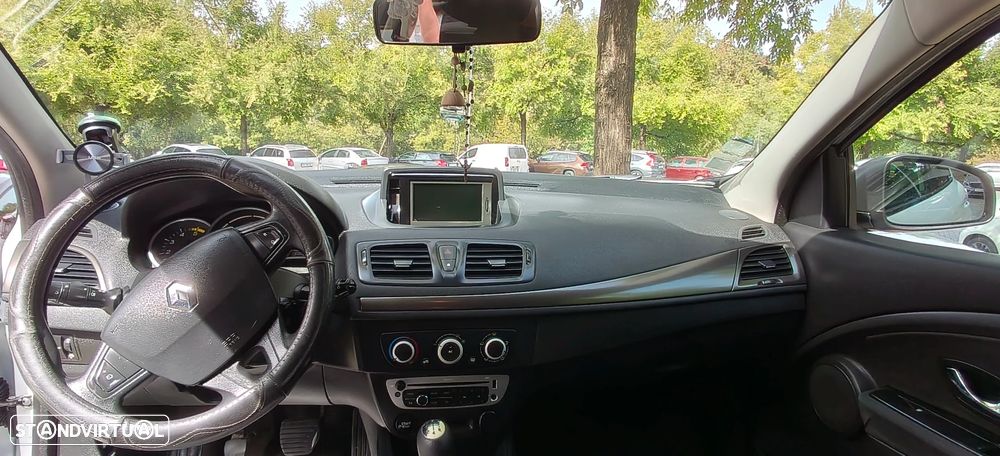 Renault Mégane 1.5 dCi Dynamique - 13