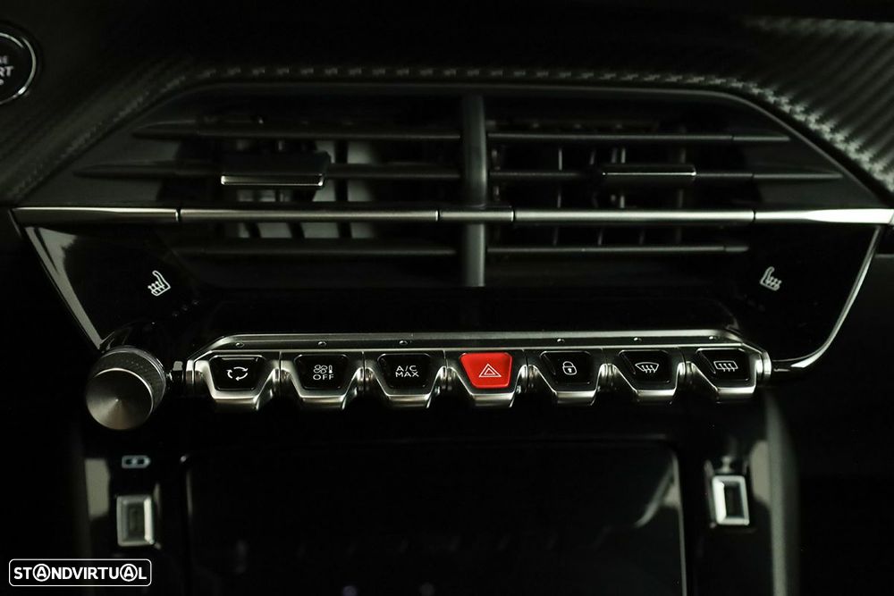 Peugeot e-2008 50 kWh GT - 15