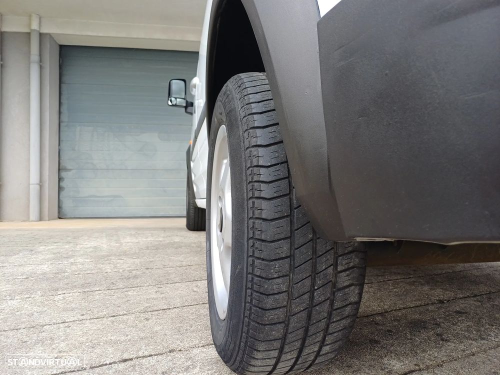Ford TRANSIT CONNECT 1.8 TDCI 90 CV - 37