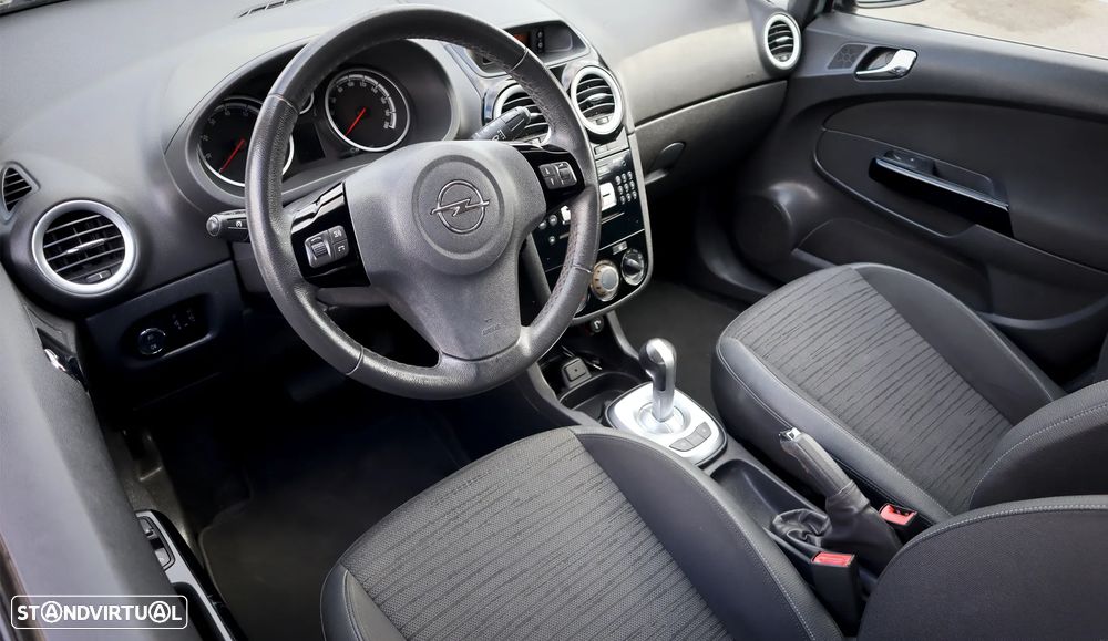 Opel Corsa 1.2 Cosmo 111 Easytronic - 6