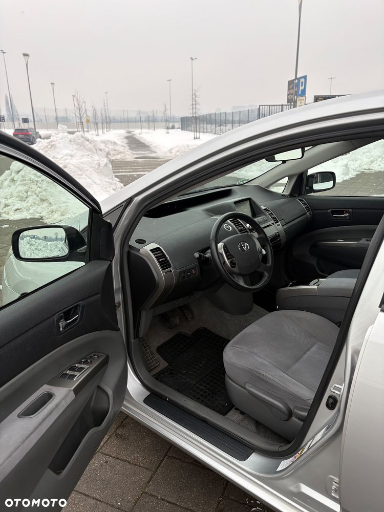 Toyota Prius 1.5 VVT-i Sol - 12