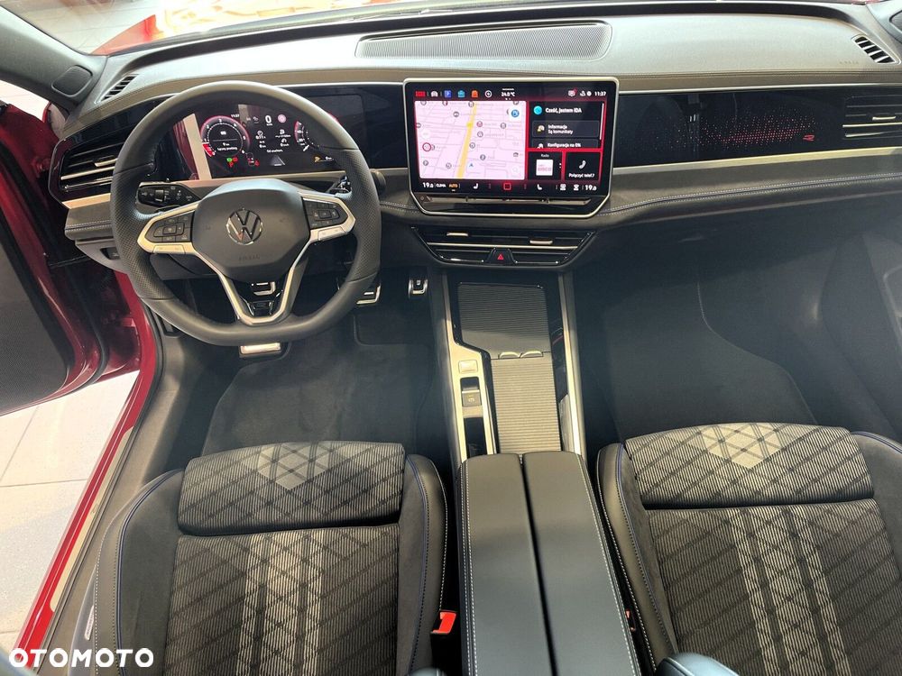 Volkswagen Passat Variant 2.0 TDI SCR R-Line Plus DSG - 30