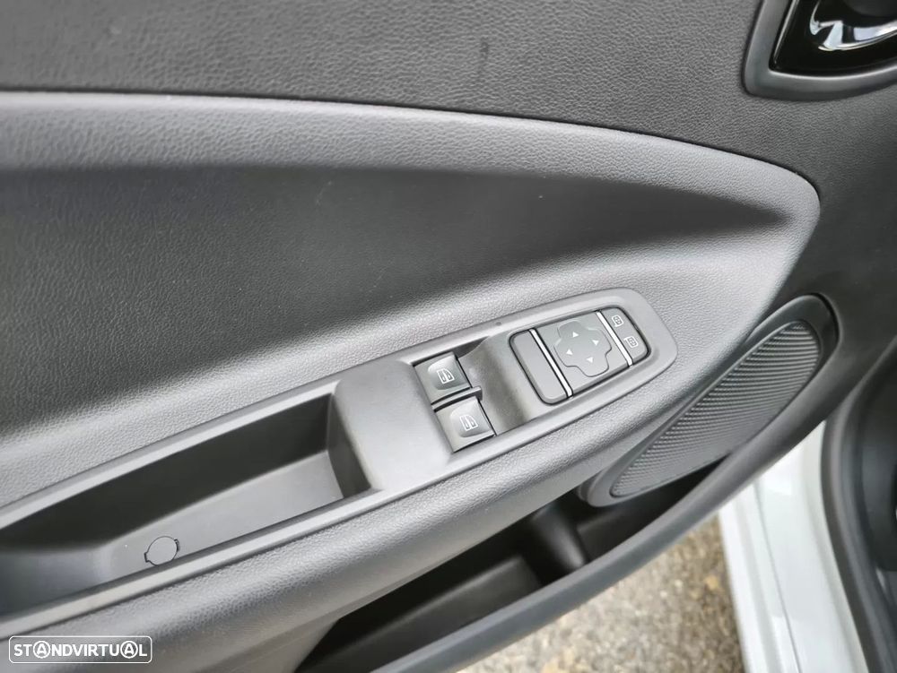 Renault Zoe (c/ Bateria) Zen 50 - 52