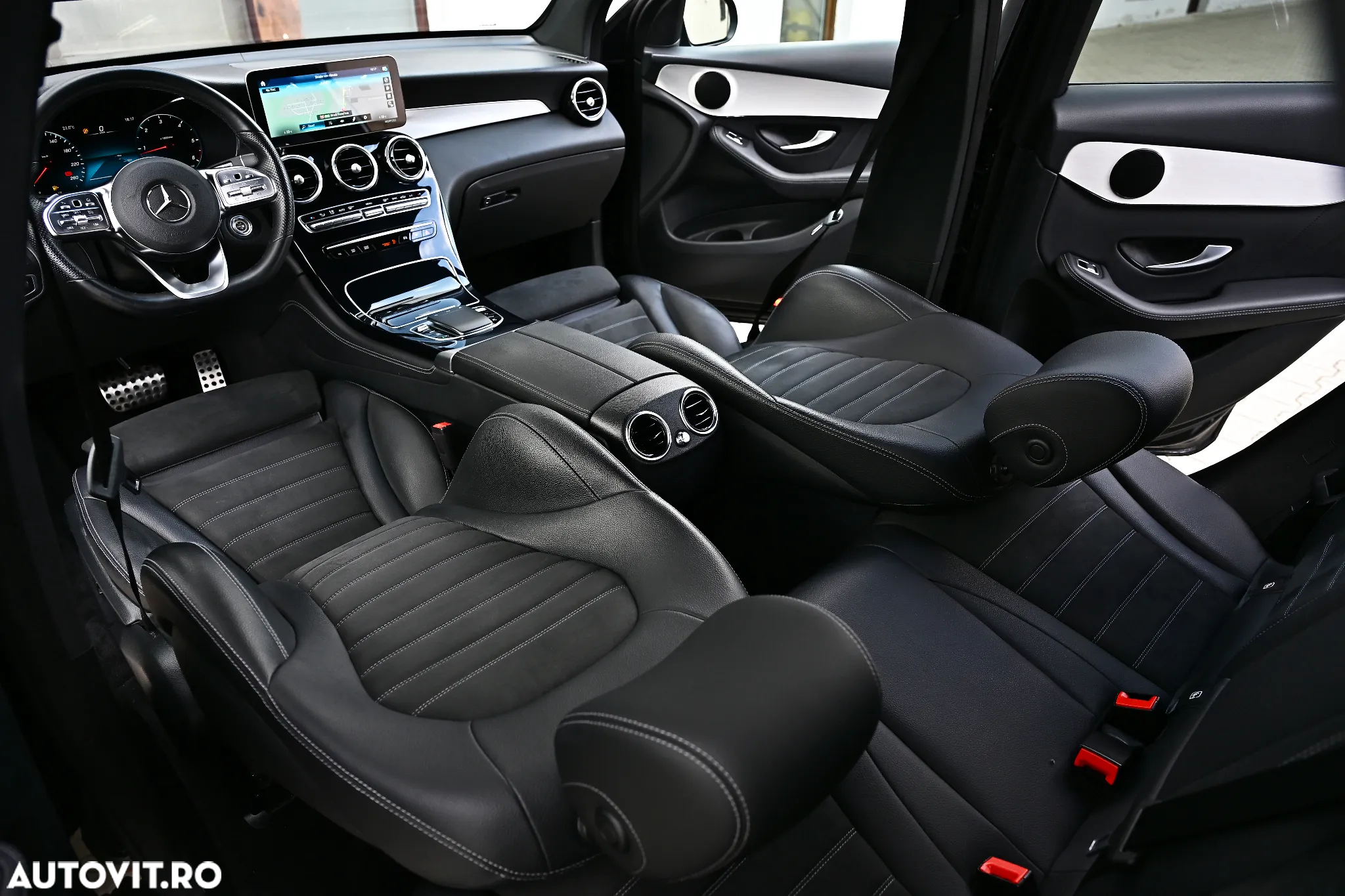 Mercedes-Benz GLC 220 d 4Matic 9G-TRONIC Edition AMG Line - 9