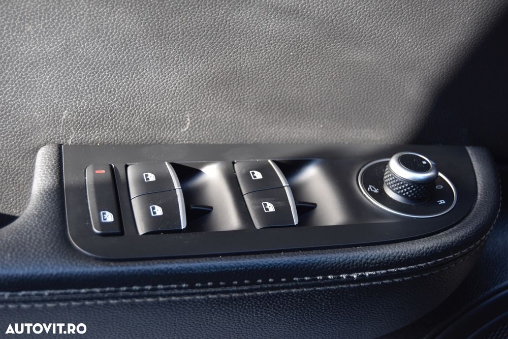 Alfa Romeo Giulia 2.2 JTDM Aut. - 17