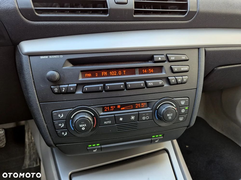 BMW Seria 1 116i - 8