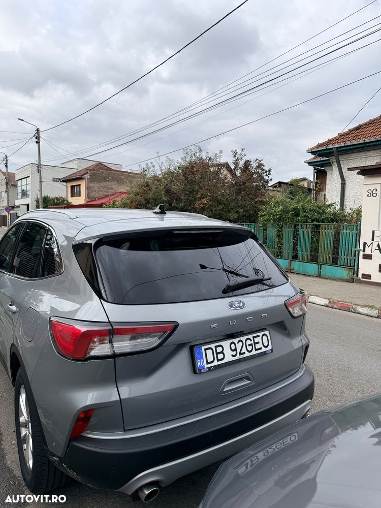 Ford Kuga - 5