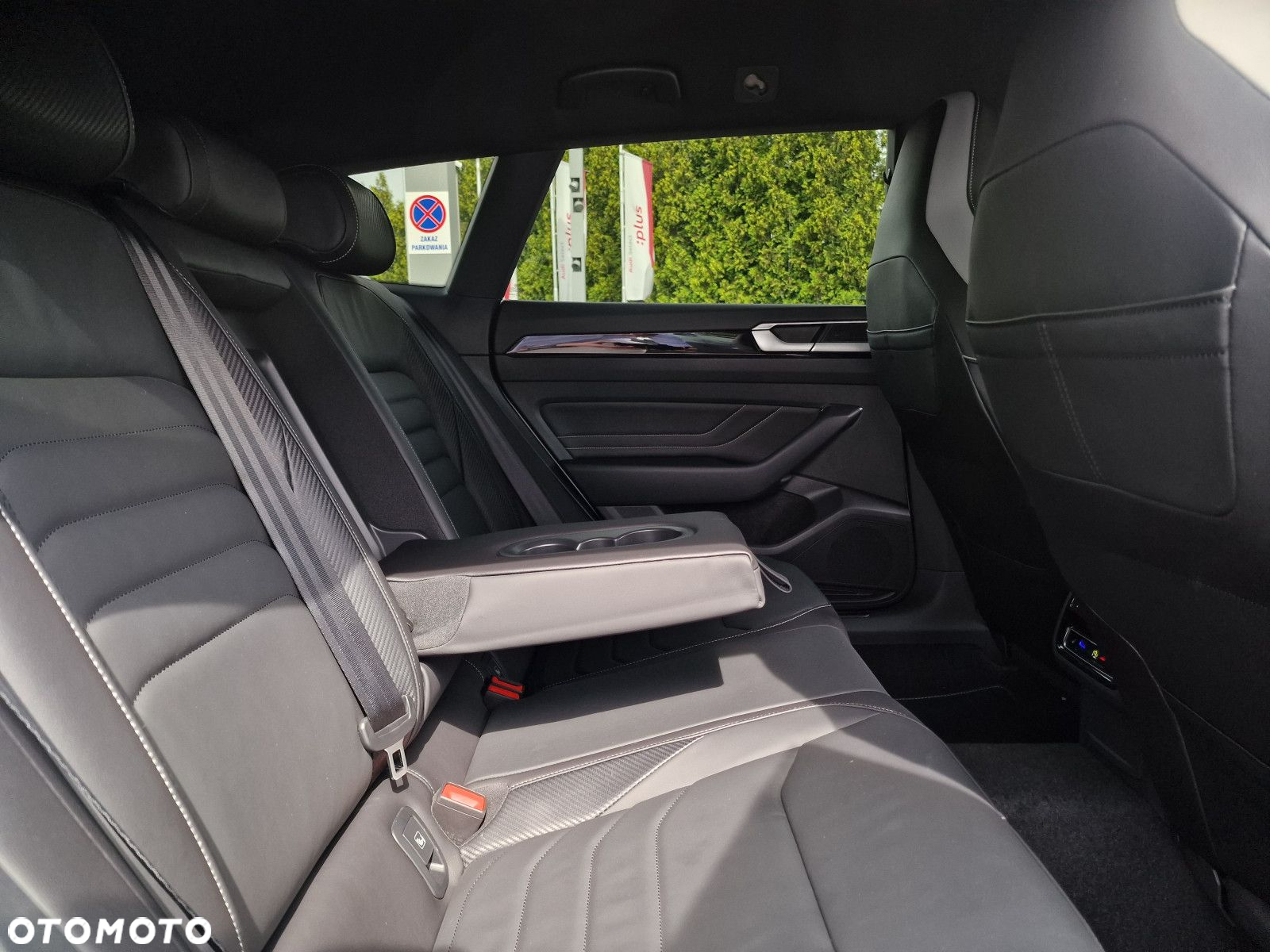 Volkswagen Arteon 2.0 TDI 4Motion R-Line DSG - 16