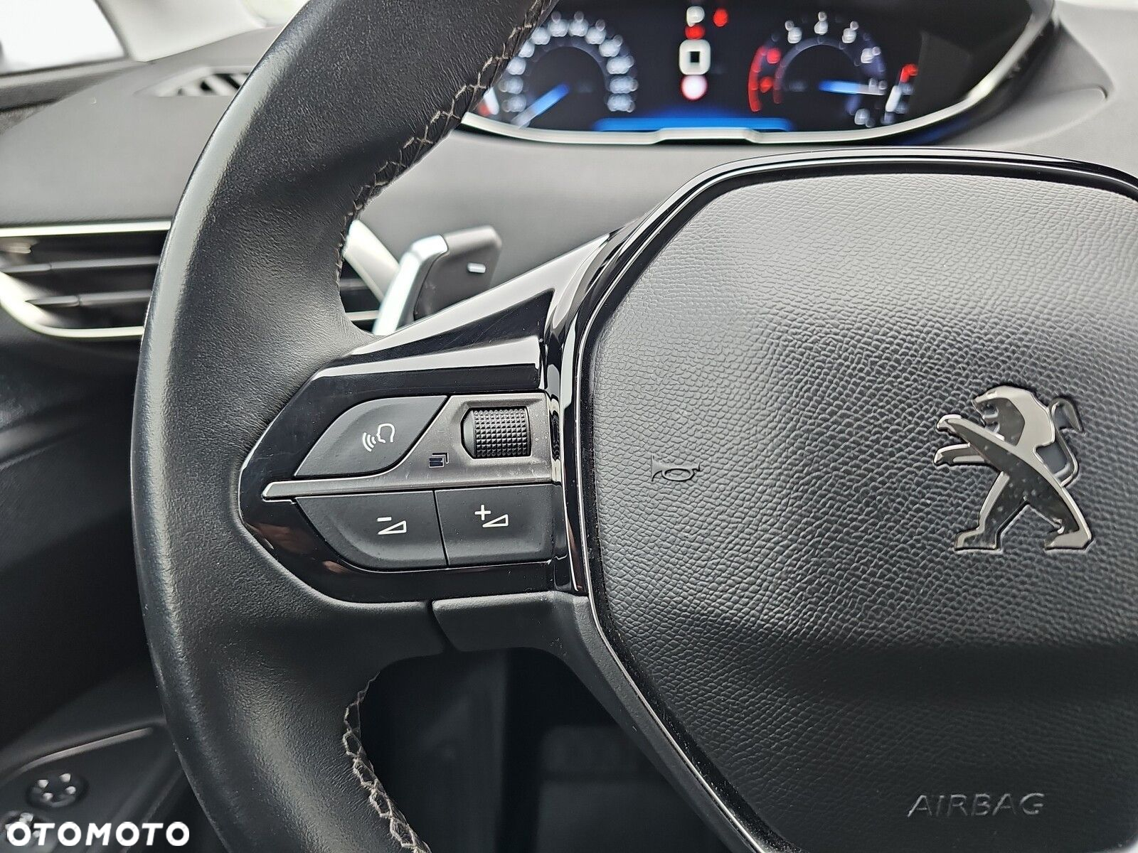 Peugeot 3008 1.2 PureTech GPF Allure S&S EAT8 - 15