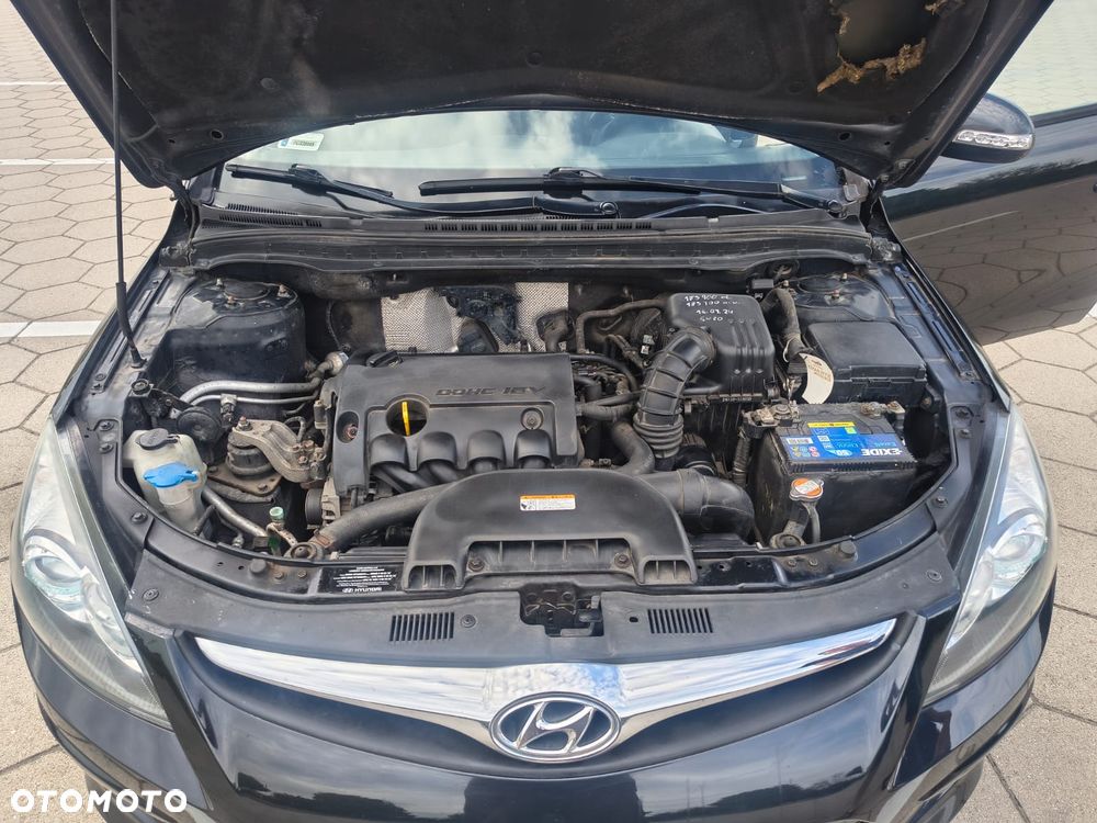 Hyundai i30 i30cw 1.4 UEFA EURO 2012 Edition - 8
