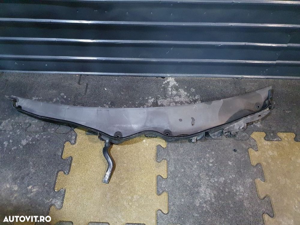 Grila stergator  MERCEDES-BENZ C-CLASS T-Model II S203 2001 - 2007 2.2 C 220 CDI OM 611.962 2038300813 - 1