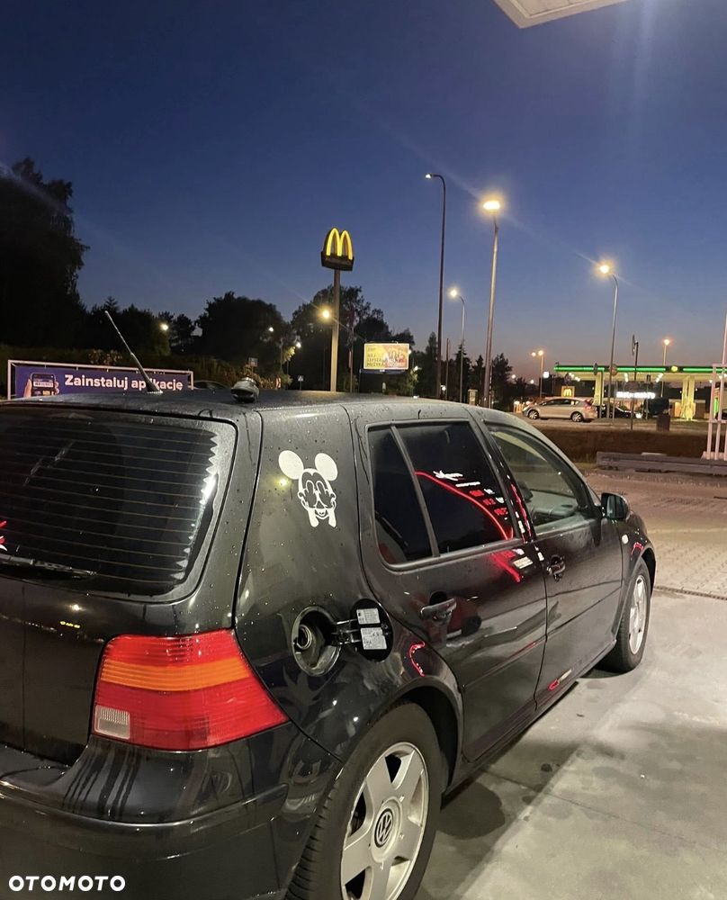 Volkswagen Golf - 14