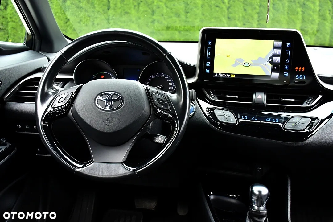 Toyota C-HR - 6