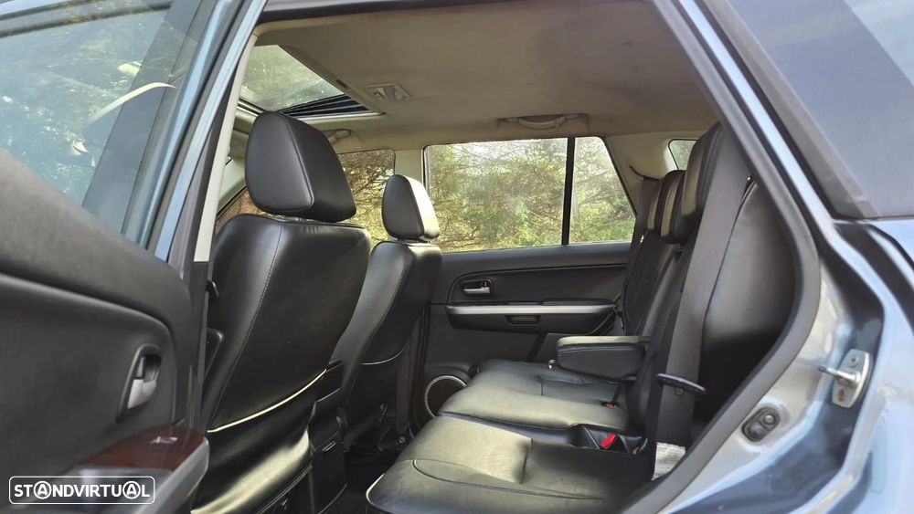 Suzuki Grand Vitara 1.9 DDiS X-Premium - 17