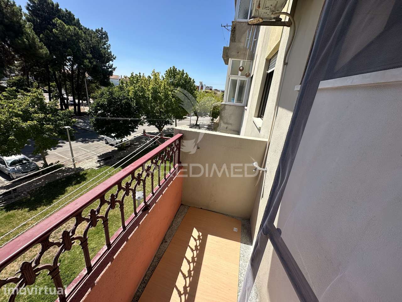 T2 com duas varandas Stº Antônio da Charneca/Barreiro - Grande imagem: 5/24